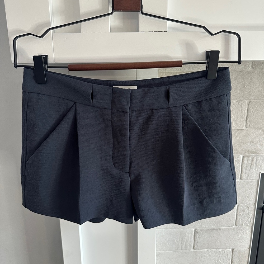 Aritzia Wilfred exergue Pleated Shorts |size 0